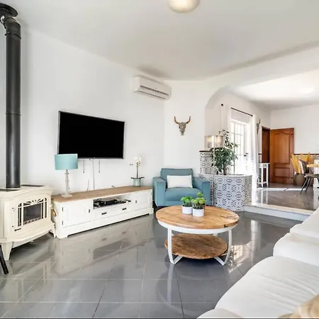 Paraiso Villa *